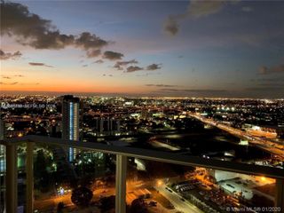 851 NE 1st Avenue 1208, Miami, FL 33132