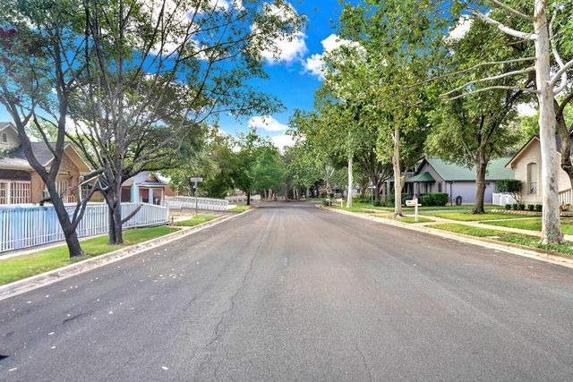 4225 Mather, Kyle, TX 78640