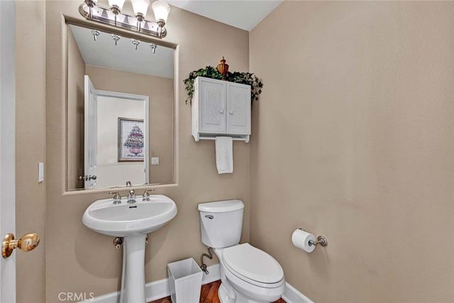 2530 Alister Avenue, Tustin, CA 92782