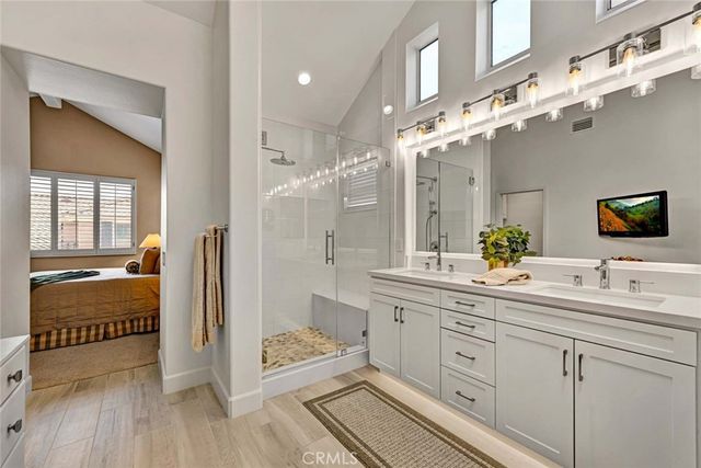 2530 Alister Avenue, Tustin, CA 92782