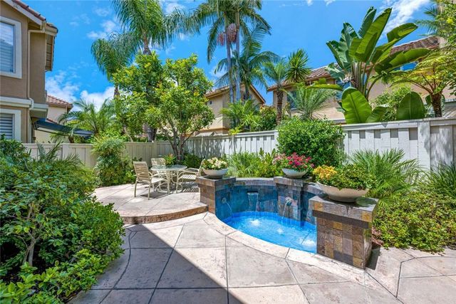 2530 Alister Avenue, Tustin, CA 92782