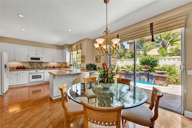 2530 Alister Avenue, Tustin, CA 92782