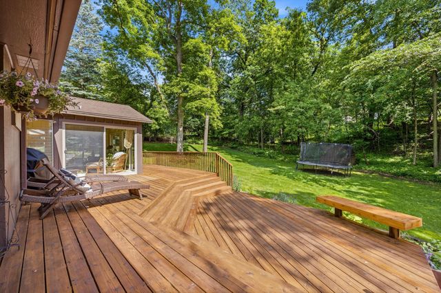 5950 Holiday Road, Minnetonka, MN 55345