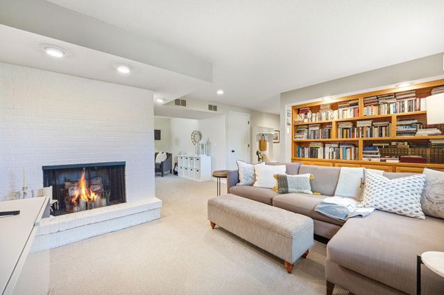 5950 Holiday Road, Minnetonka, MN 55345