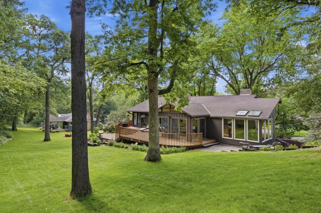 5950 Holiday Road, Minnetonka, MN 55345
