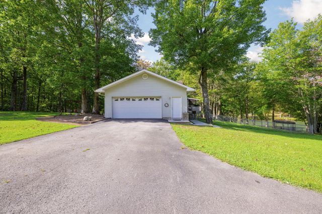 101 Snow Bird Lane, Graysville, TN 37338