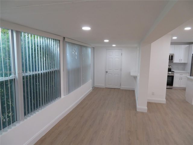 17247 SW 112th Pl 21044, Miami, FL 33157