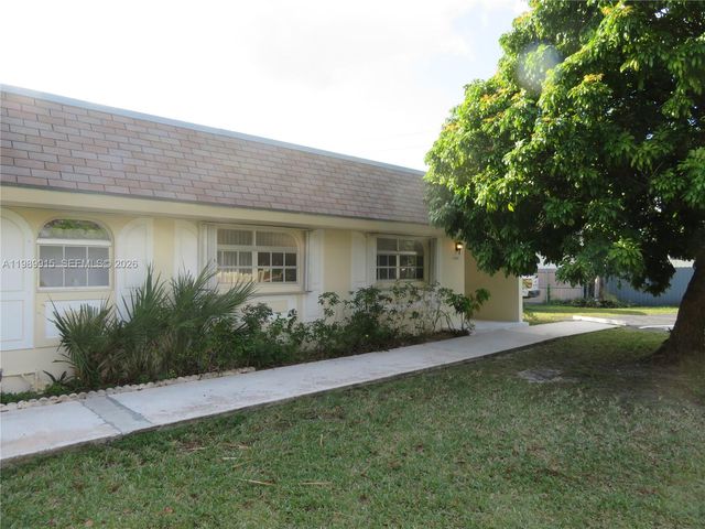 17247 SW 112th Pl 21044, Miami, FL 33157