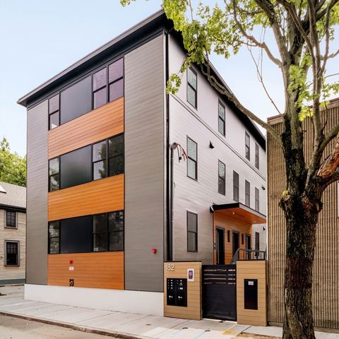 182 Tremont St 2, Somerville, MA 02143