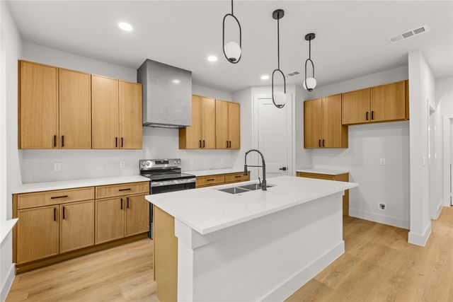 3914 Spence Street, Dallas, TX 75215