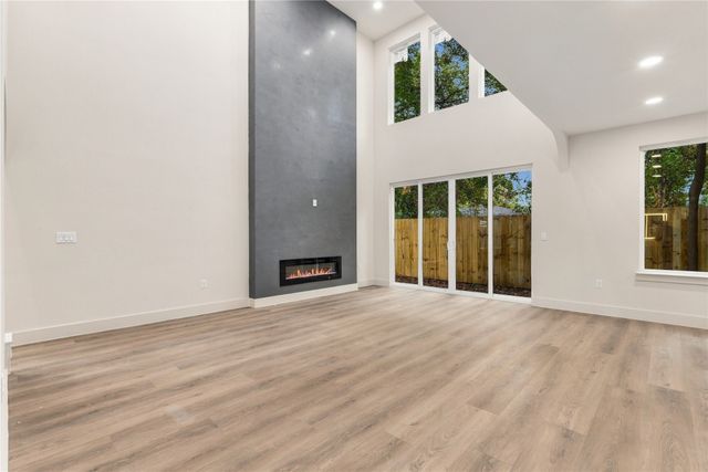 3914 Spence Street, Dallas, TX 75215