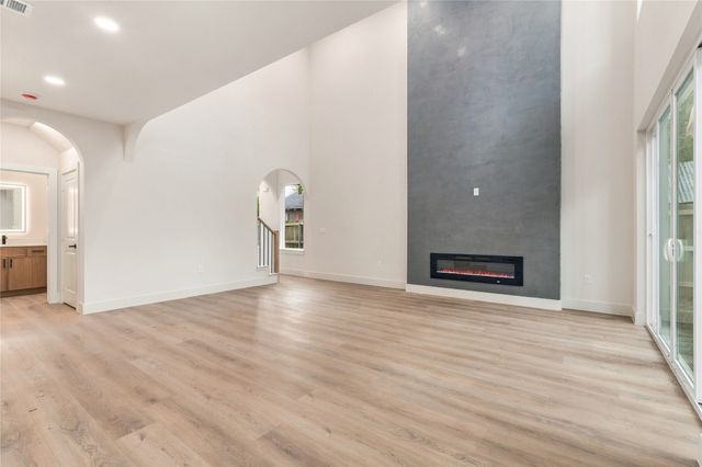 3914 Spence Street, Dallas, TX 75215