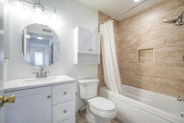 1126 Madera Lane, Vista, CA 92084