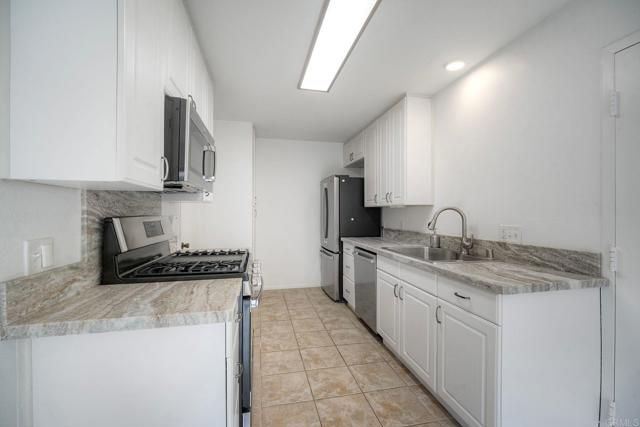 1126 Madera Lane, Vista, CA 92084