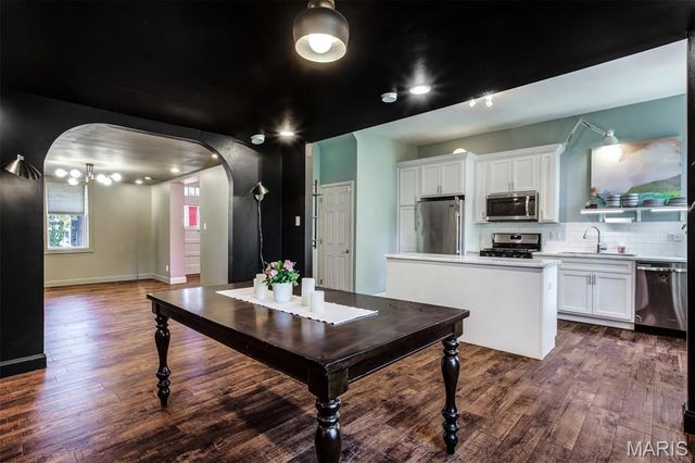 938 Catalpa Street, St Louis, MO 63112