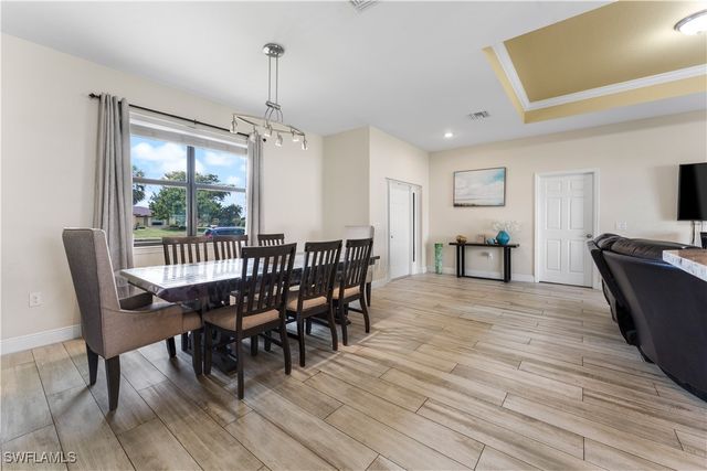 2717 Shelby PKWY, Cape Coral, FL 33904