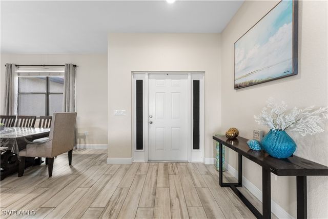 2717 Shelby PKWY, Cape Coral, FL 33904