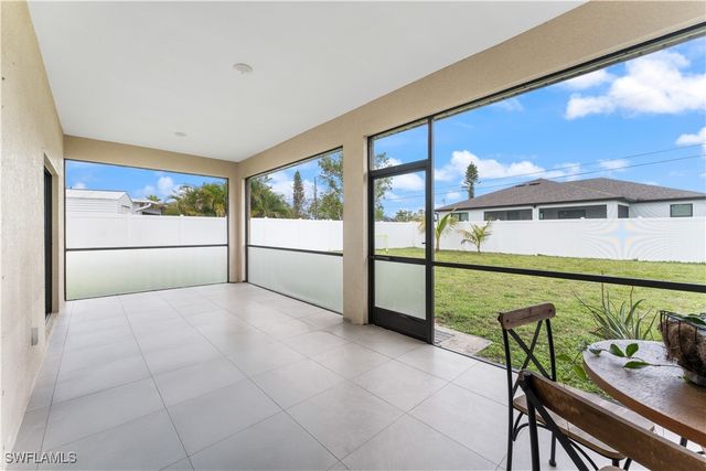 2717 Shelby PKWY, Cape Coral, FL 33904