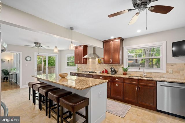 47 PLYMOUTH DR, Cherry Hill, NJ 08034