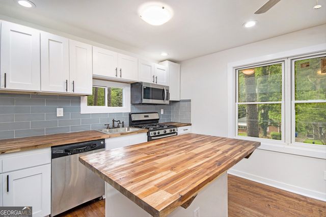2952 Diana Drive SW, Atlanta, GA 30315