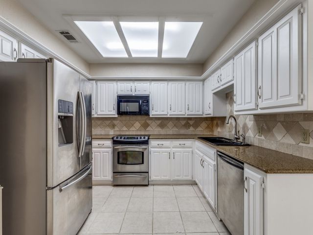 4020 Morman Lane, Addison, TX 75001