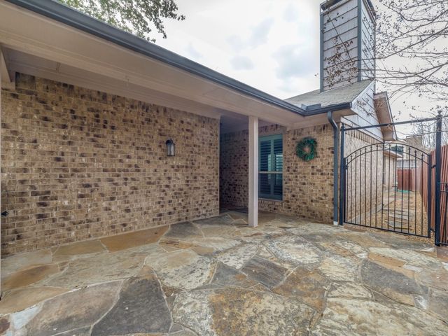 4020 Morman Lane, Addison, TX 75001
