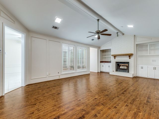 4020 Morman Lane, Addison, TX 75001