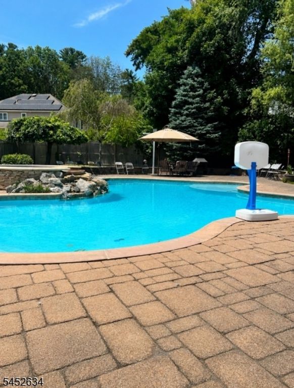 19 Hunterdon Pl, West Milford Twp., NJ 07480 — photo 2