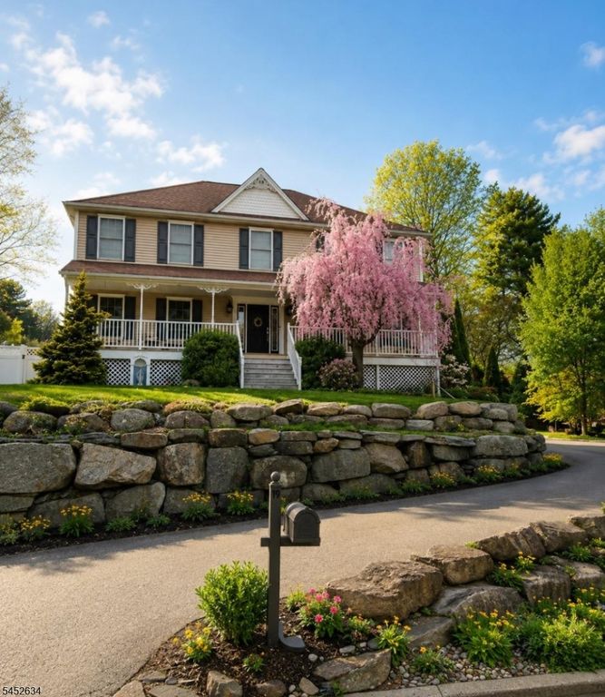 19 Hunterdon Pl, West Milford Twp., NJ 07480 — photo 3