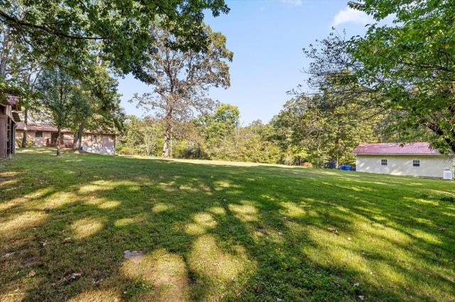 102 Fawn Trail, Signal Mountain, TN 37377
