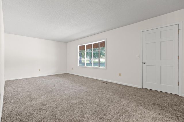 102 Fawn Trail, Signal Mountain, TN 37377