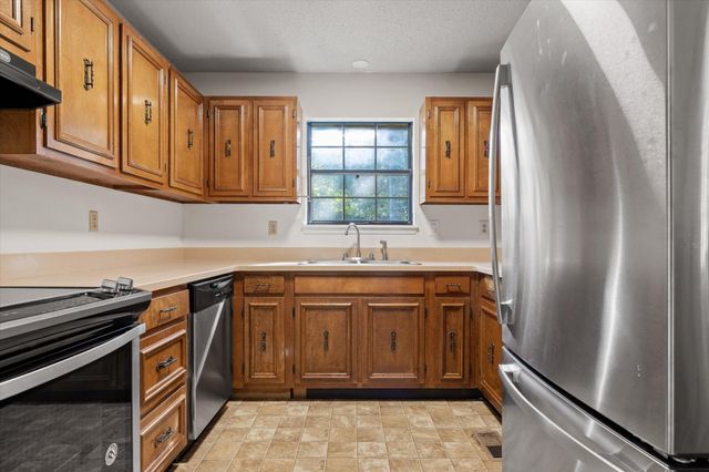 102 Fawn Trail, Signal Mountain, TN 37377