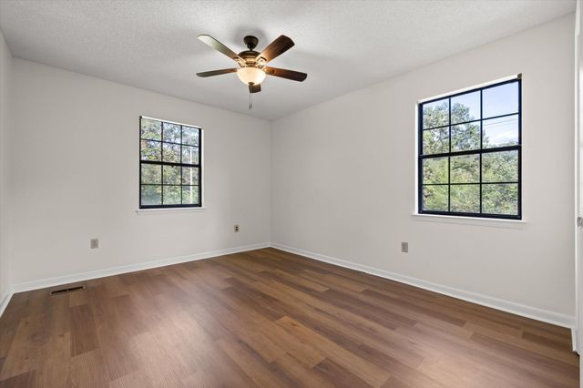 102 Fawn Trail, Signal Mountain, TN 37377
