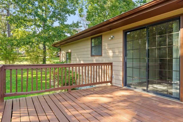 102 Fawn Trail, Signal Mountain, TN 37377