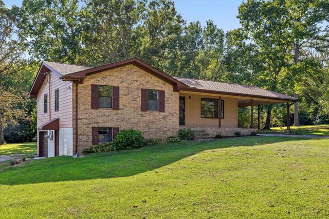 102 Fawn Trail, Signal Mountain, TN 37377
