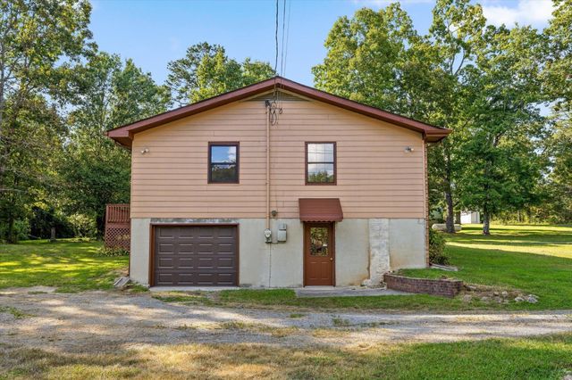 102 Fawn Trail, Signal Mountain, TN 37377