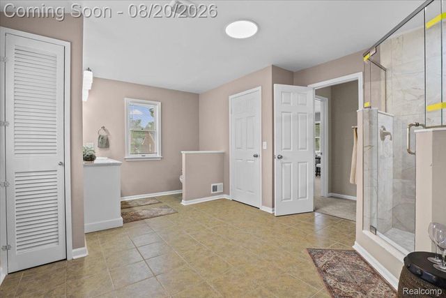 429 Moran Road, Grosse Pointe Farms, MI 48236