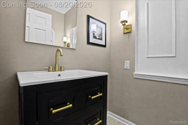 429 Moran Road, Grosse Pointe Farms, MI 48236
