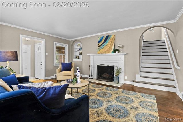 429 Moran Road, Grosse Pointe Farms, MI 48236