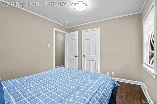 429 Moran Road, Grosse Pointe Farms, MI 48236