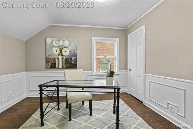 429 Moran Road, Grosse Pointe Farms, MI 48236