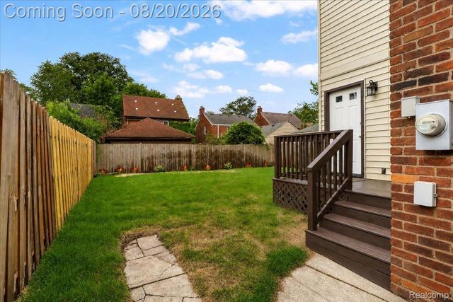 429 Moran Road, Grosse Pointe Farms, MI 48236
