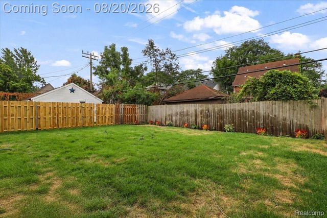 429 Moran Road, Grosse Pointe Farms, MI 48236