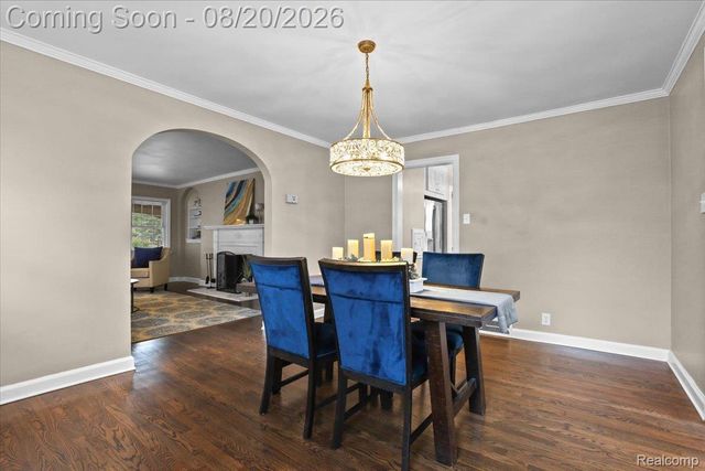 429 Moran Road, Grosse Pointe Farms, MI 48236