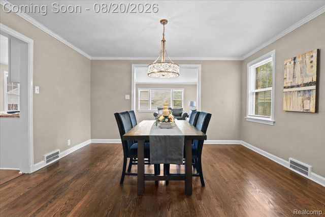 429 Moran Road, Grosse Pointe Farms, MI 48236