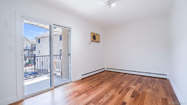 24 Pennyfield Avenue 2C, Bronx, NY 10465