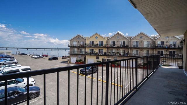 24 Pennyfield Avenue 2C, Bronx, NY 10465