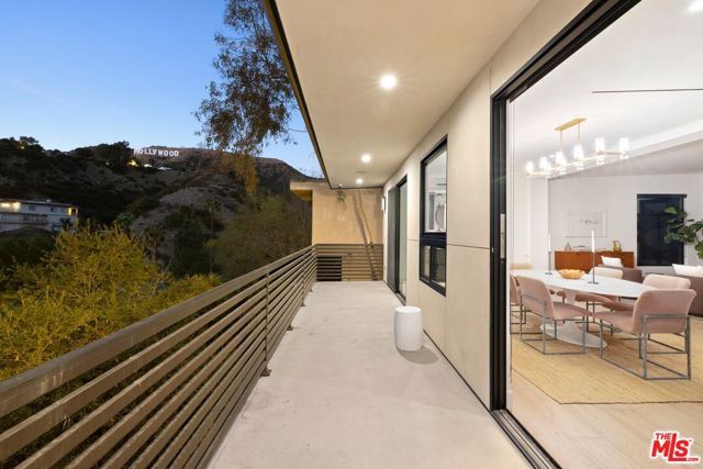 3147 Hollyridge Drive, Los Angeles, CA 90068