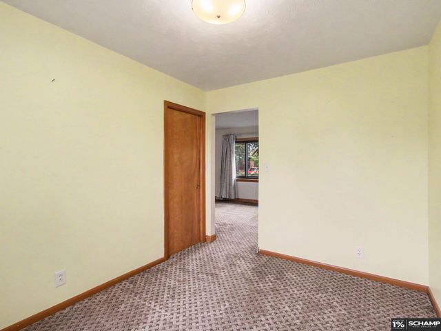 12305 Weir Street, Omaha, NE 68137