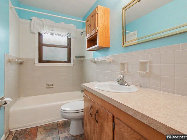 12305 Weir Street, Omaha, NE 68137